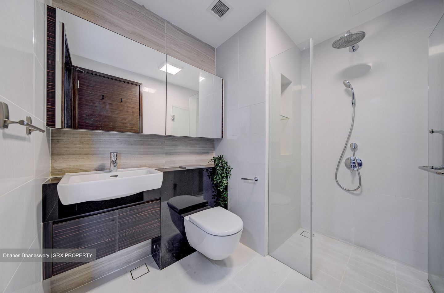 Eon Shenton (D2), Apartment #455051111